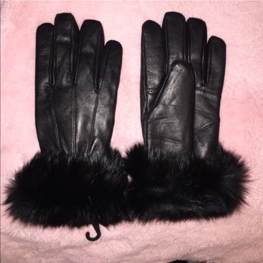 Women’s Leather Gloves